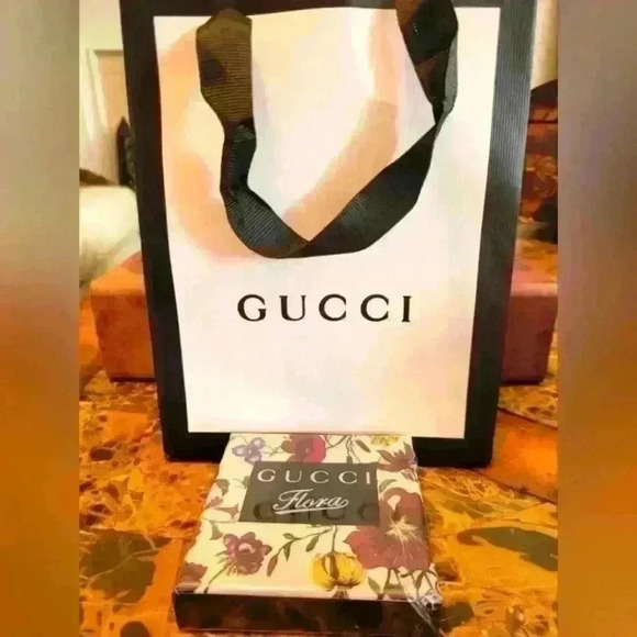 Gucci Accessories - GUCCI METAL FLORAL DOUBLE MIRROR